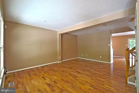 4982 Lockard Dr — Photo 11