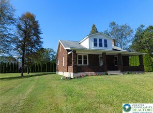 83 Lincoln Dr, Tamaqua, PA 18252