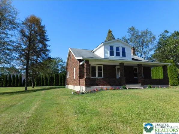 83 Lincoln Dr, Tamaqua, PA 18252