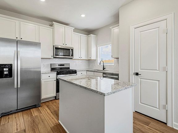 7th image of this home
