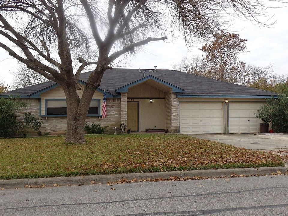 1st image of 104 Cottonwood Dr