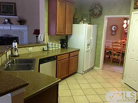 4th image of 1608 Fairway Vista Dr