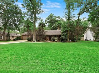 2416 Hollowbrook Ln, Conroe, TX 77384