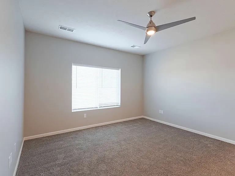 Trailview Apartments at Pioneers Park — Photo 72