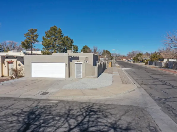 6101 Mustang Ln NW, Albuquerque, NM 87120