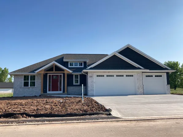 3576 E Hank Ave, De Pere, WI 54115