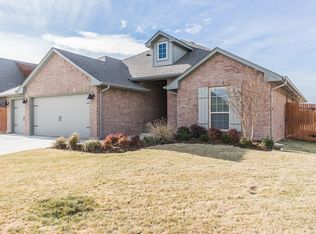 2717 Kathleens Xing, Yukon, OK 73099