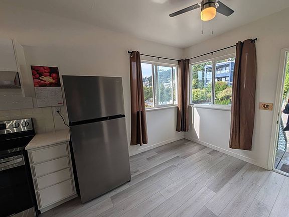 5th image of 14842 Buena Vista Ave #23