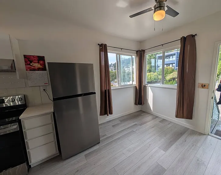 14842 Buena Vista Ave #15 — Photo 9