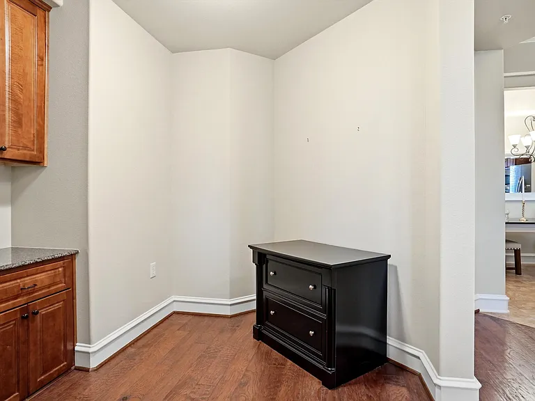 301 Watermere Dr #414 — Photo 31