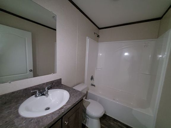 5th image of 11156 6th St NE #122