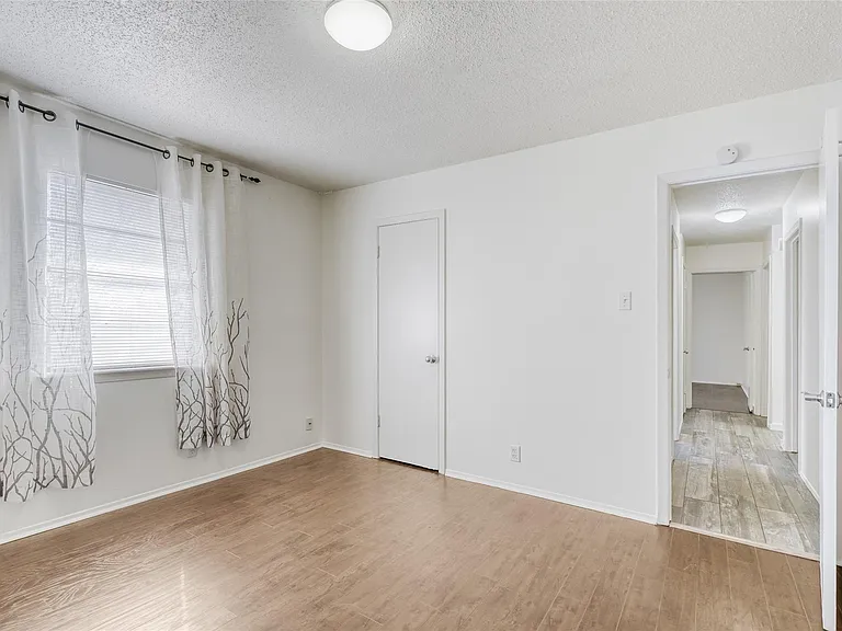 6601 Skycrest Dr — Photo 18