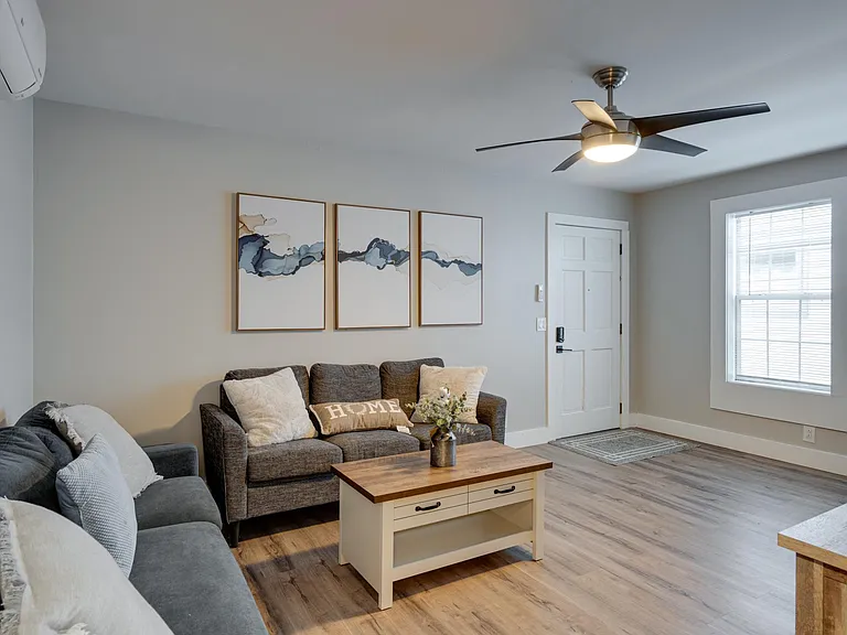 1214 Pennock Ave #B — Photo 5