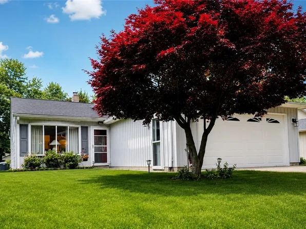 46 E Shore Blvd, Timberlake, OH 44095