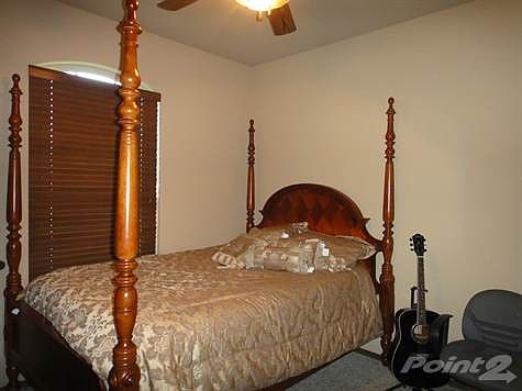 front bedroom very roomy