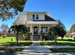 197 N Sturmer St, Belington, WV 26250