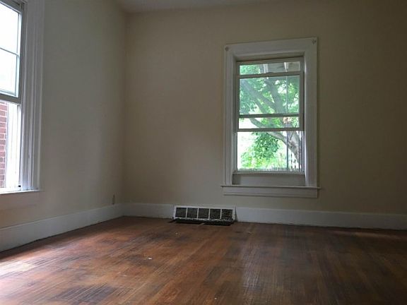 2nd image of 414 S Sutphin St