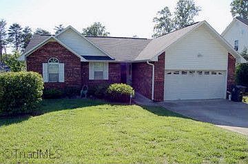 2nd image of 1985 Penny Ln