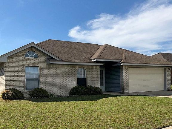 2nd image of 3611 Amanda Dr