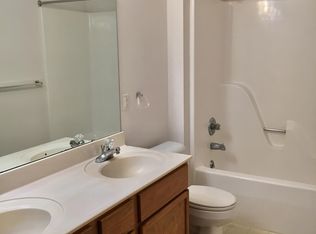 813 Southbound Dr, Deforest, WI 53532