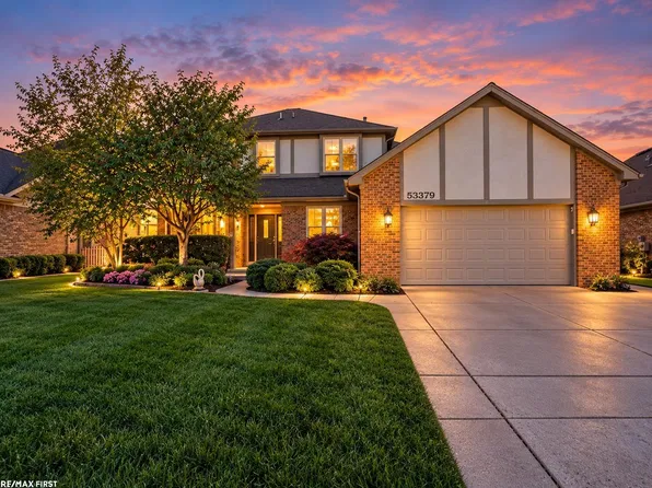 53379 Springhill Meadows Dr, Macomb, MI 48042