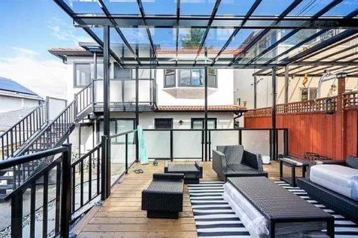 3 bed, 1213 sqft, $4,000 — Photo 3