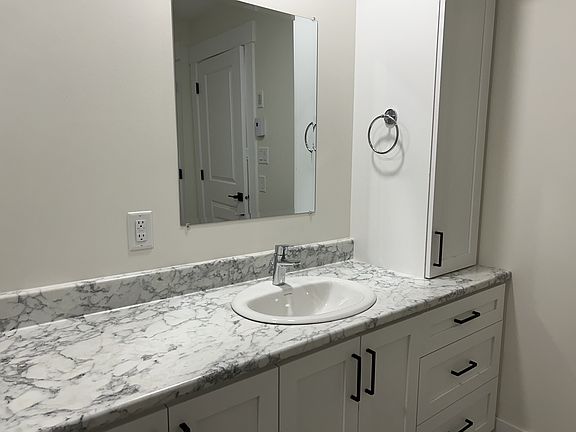 4th image of 30 Patience Ln #311