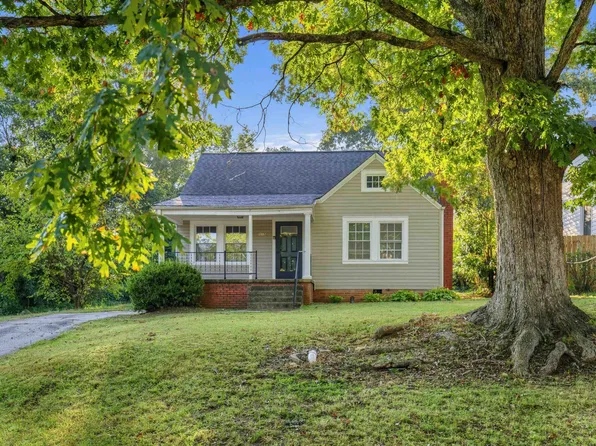 115 White Oak Rd, Spartanburg, SC 29301