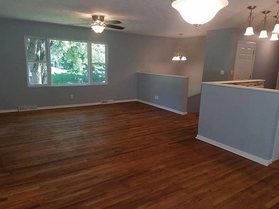 4th image of 1 Manor Dr