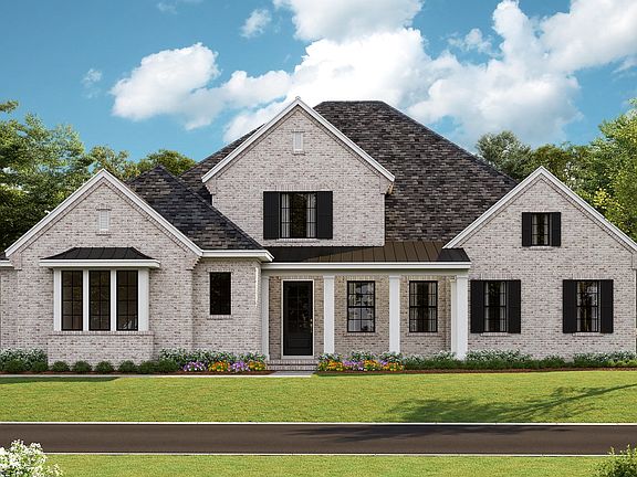 Brentwood - English Cottage b 3-Car Side Load Expanded Garage Note Renderings may show option