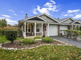 242 Pier Ave, Naperville, IL 60565