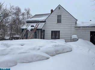 409 7th St SW, Chisholm, MN 55719