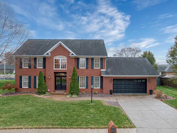 8311 Greencrest Dr, Newburgh, IN 47630