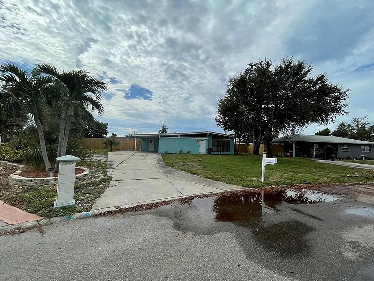 2001 Princeton Ave — Photo 31