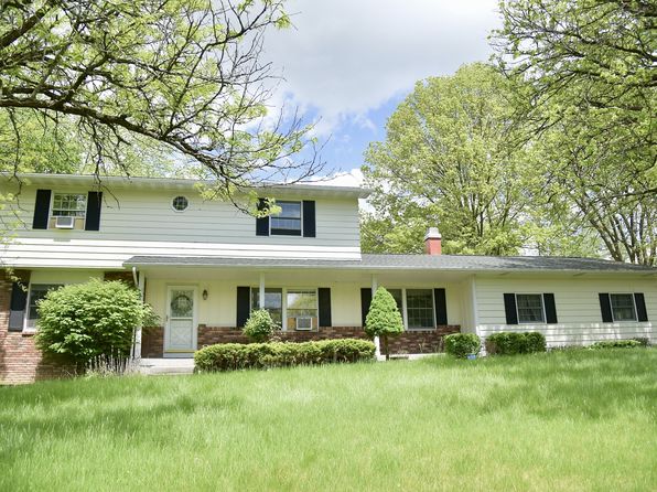 118 Simsbury Dr