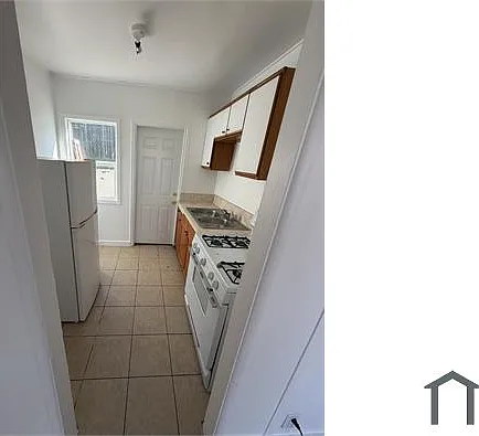 10156 Helendale Ave — Photo 1