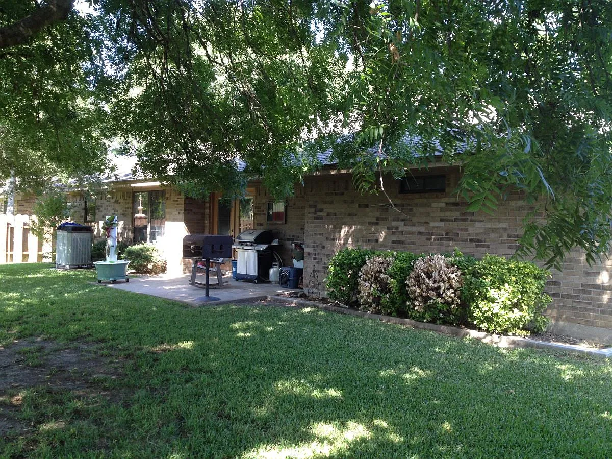 3 bed, 1450 sqft, $1,800 — Photo 3