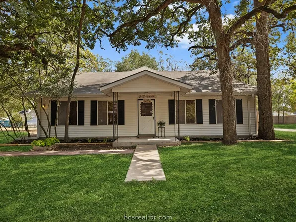 327 12th St, Somerville, TX 77879