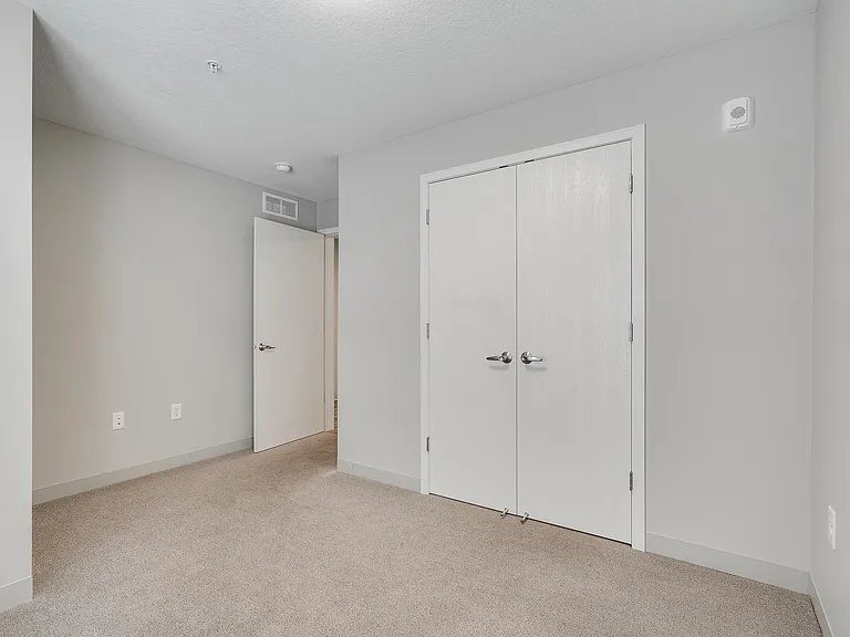 Large Closet Space