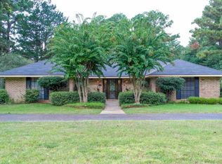 467 Greer Rd, Pineville, LA 71360