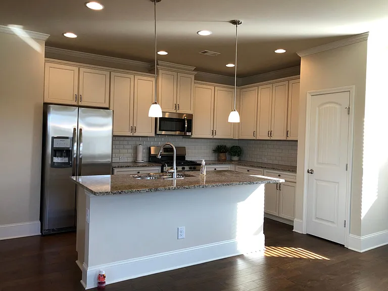 4125 Cordova Ln — Photo 15