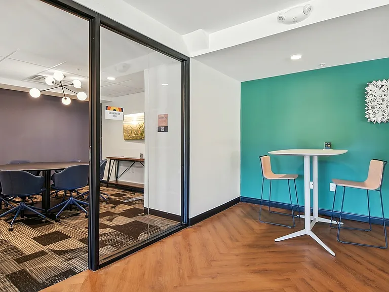 Co-Working Lounge