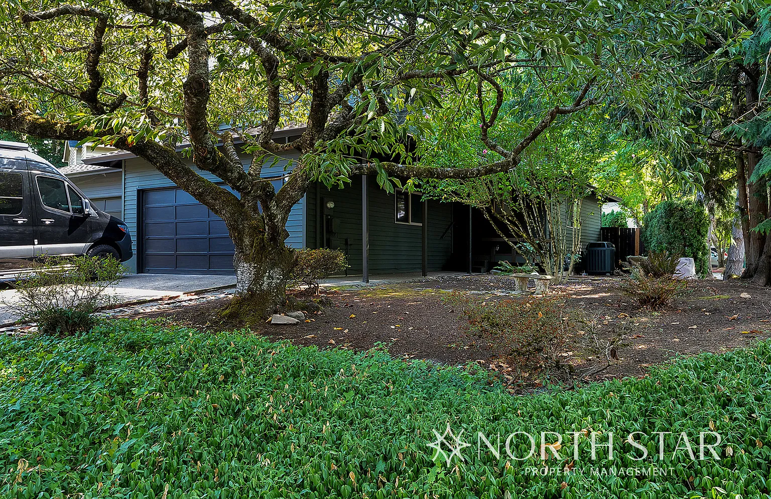 65 Kingsgate Rd photo 1