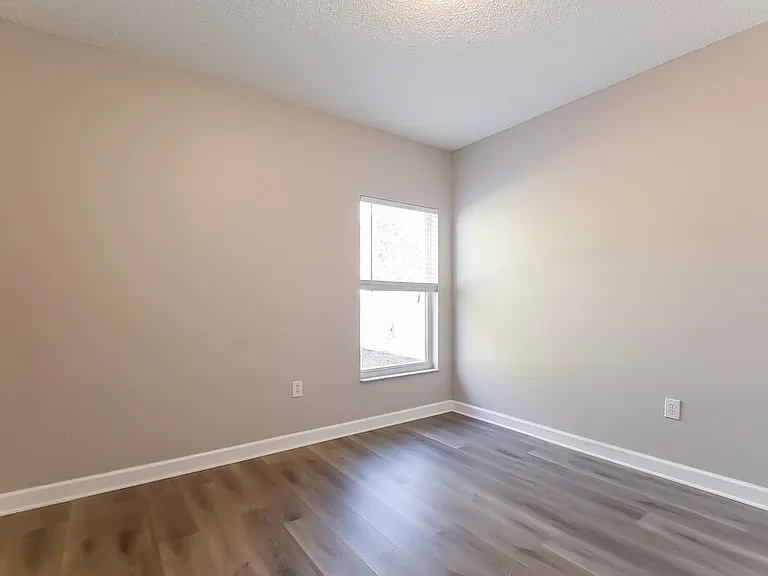 627 Cotulla Dr — Photo 11