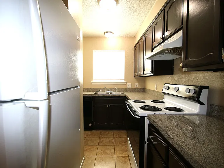 3732 Bonnie Dr — Photo 4