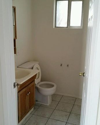 4th image of 521 S Maryland Pkwy APT A30