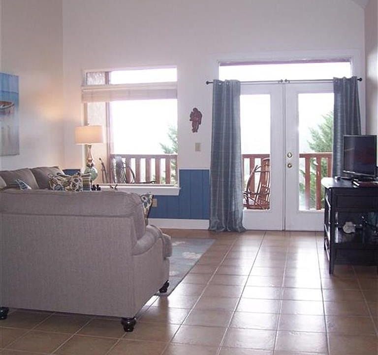 1st image of 8303205 Golf View Blvd #3205GOLFVIEWBLVD