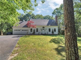 4 Lochstead Dr, East Falmouth, MA 02536