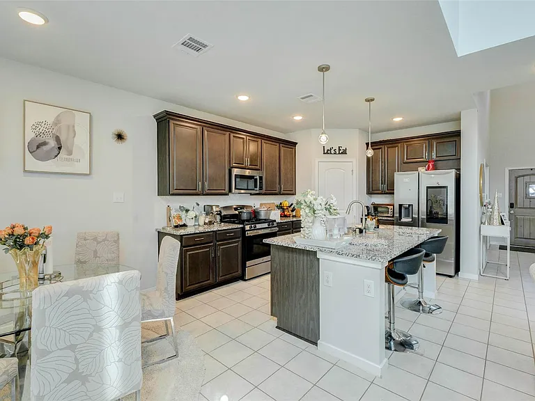 27985 Seger Bend Trl — Photo 7