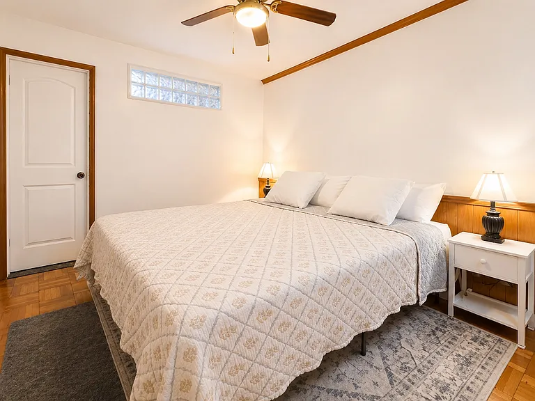 1445 E Lynn Dr — Photo 13